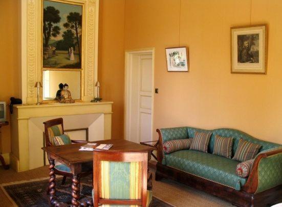 Bed and Breakfast Chateau Belles Graves à Pomérols Extérieur photo